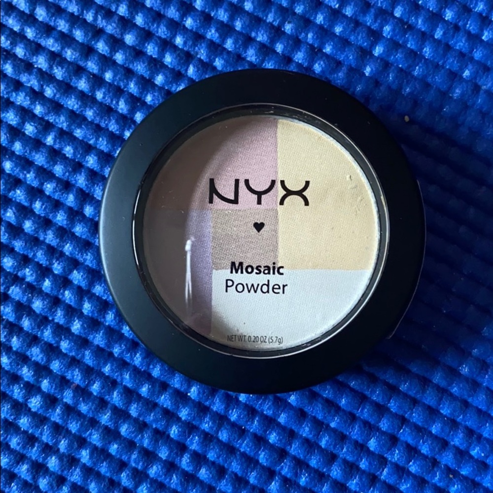 NYX Mosaic Powder Highlighter 01 NEW